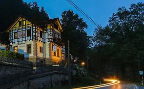 Hotel Waldhaeusel